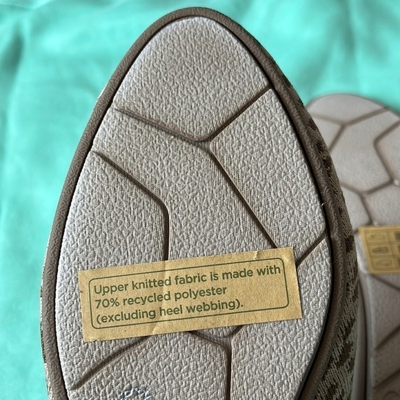 Brand New Skechers Cleo 2.0 Uninhibited Slip-On Casual Ballet Flats Mocha - Picture 13 of 16